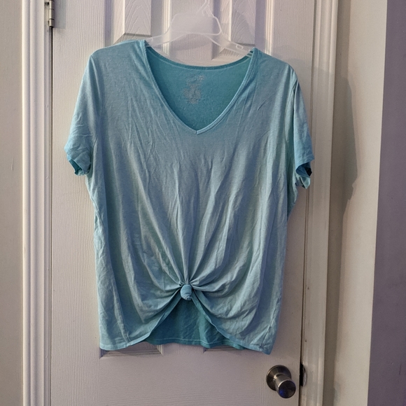 Time and Tru Tops - XXL blue knotted t-shirt